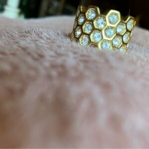 Beautiful Statement Ring Size 9. 1/2 wideTried on never worn.